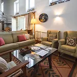Casa Jardas