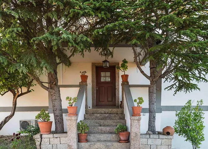 בית כפרי Casa Jardas אידאהה אה נובה