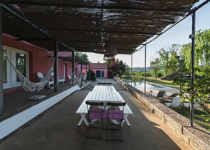 Casa Jardas בית כפרי